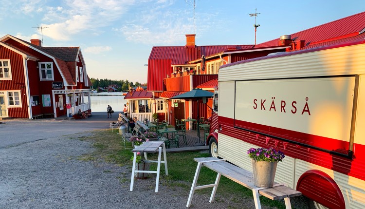 Restaurang Albertina i Skärså fiskeläge.